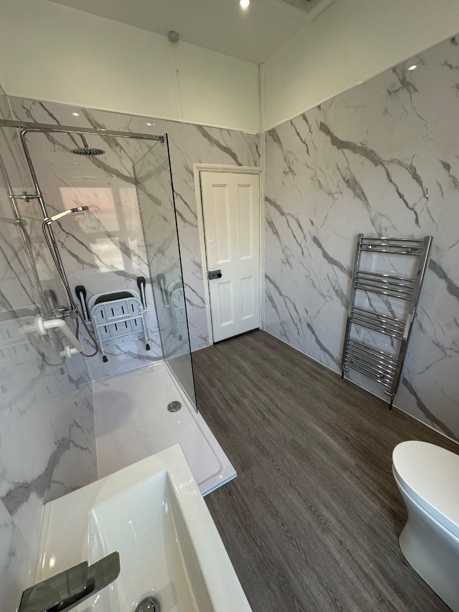 Bathroom Fitter: Image 16